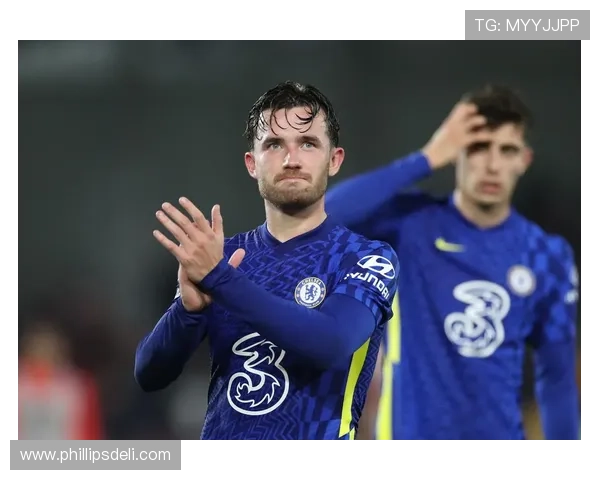 本·奇尔韦尔本赛季状态回暖,防守表现稳健 本·奇尔韦尔本赛季状态回暖,防守表现稳健